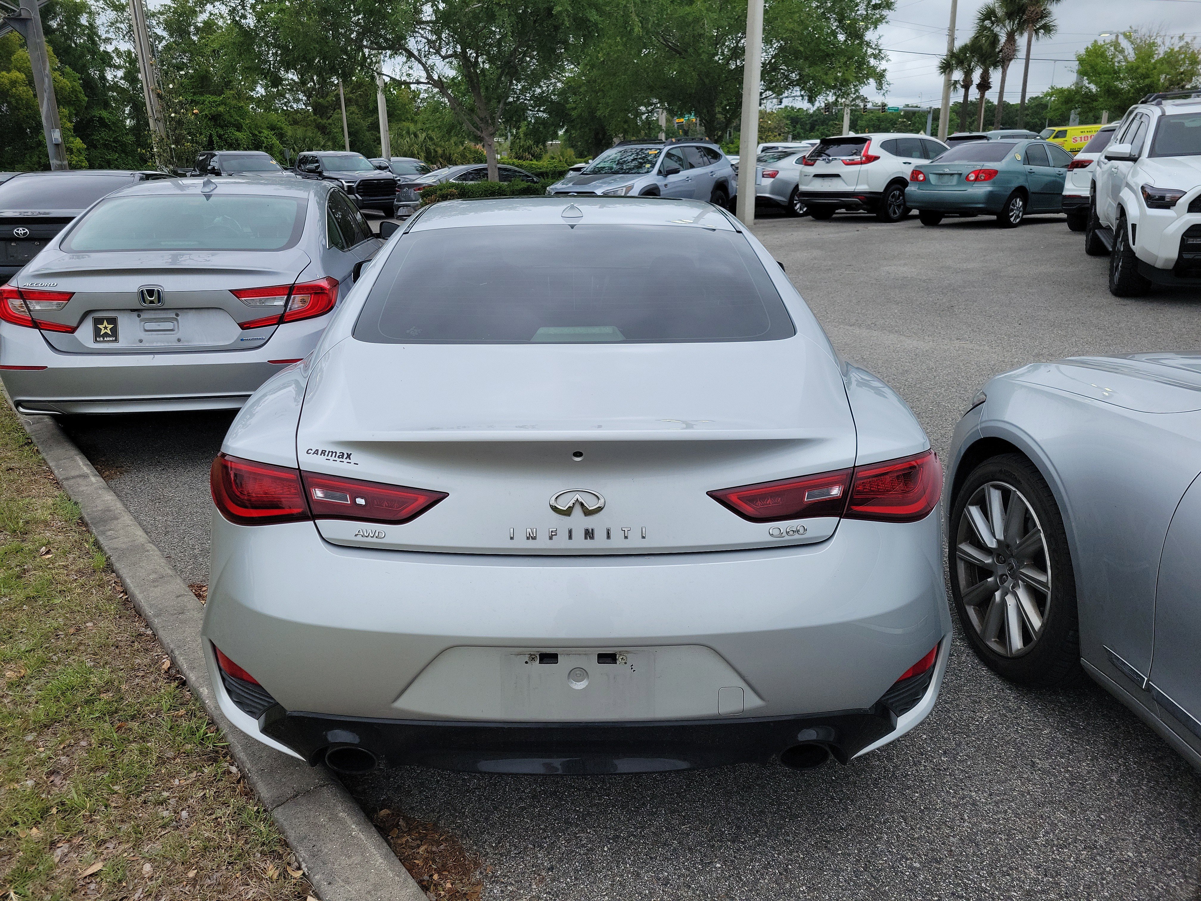 Used 2020 INFINITI Q60 3.0t Luxe AWD/4WD image 17