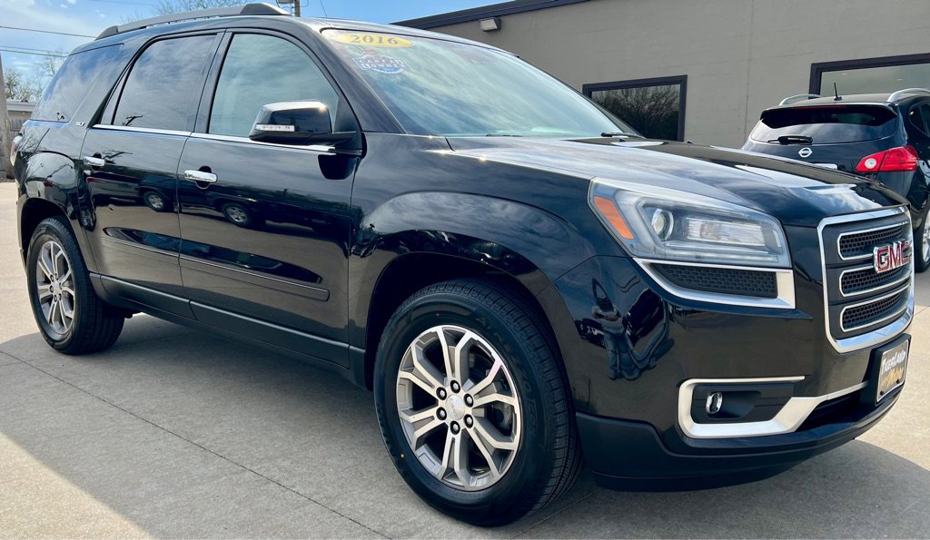 Used 2016 GMC Acadia SLT w/ Open Road Package FWD image 1