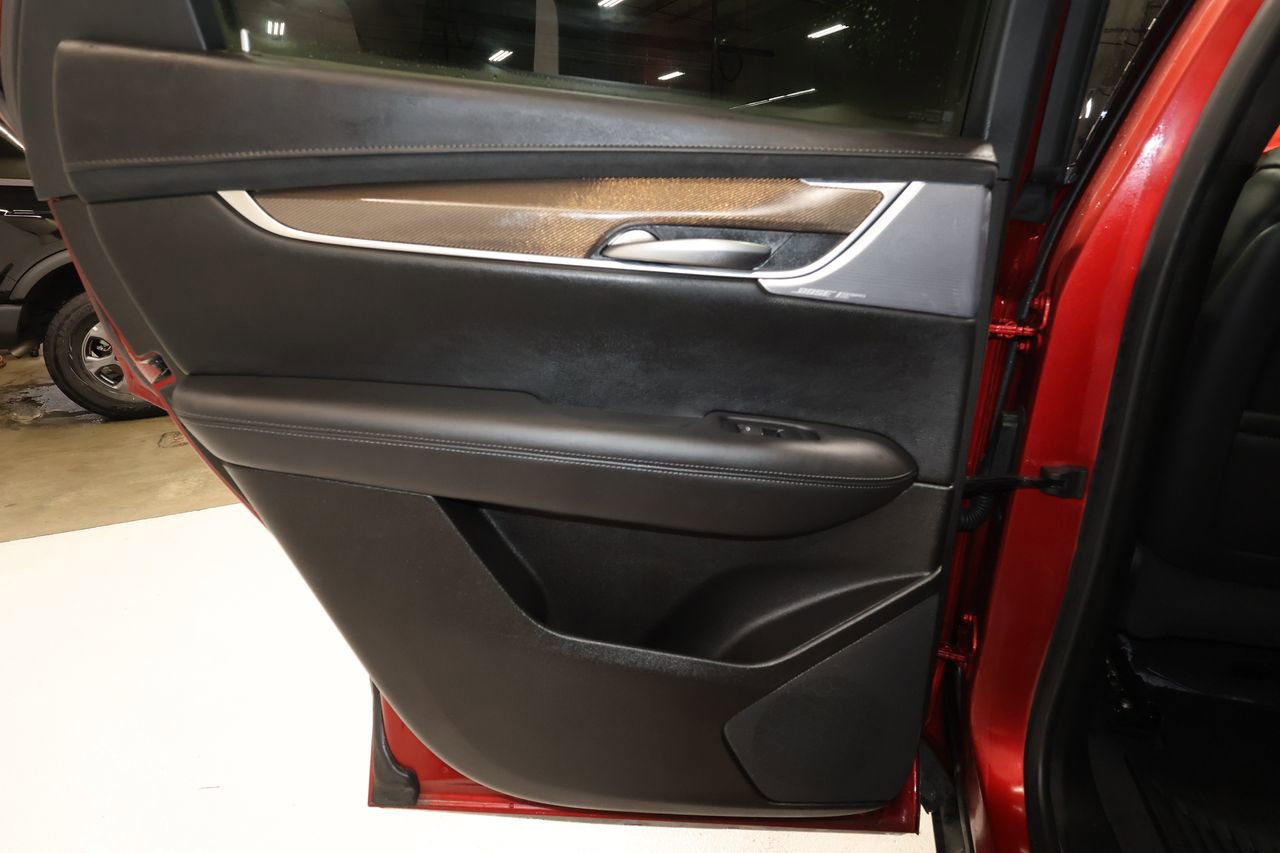 Certified 2024 Cadillac XT5 Premium Luxury w/ Platinum Package image 22