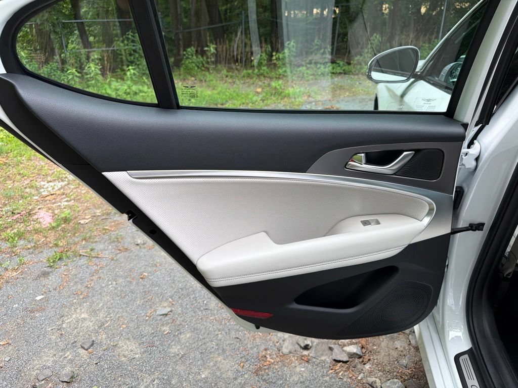 Used 2026 Genesis G70 3.3T Sport Prestige AWD/4WD image 13