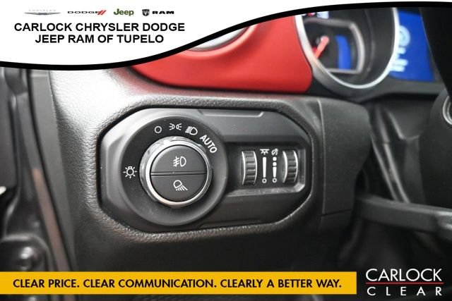 Used 2022 Jeep Gladiator Rubicon w/ Safety Group AWD/4WD image 11