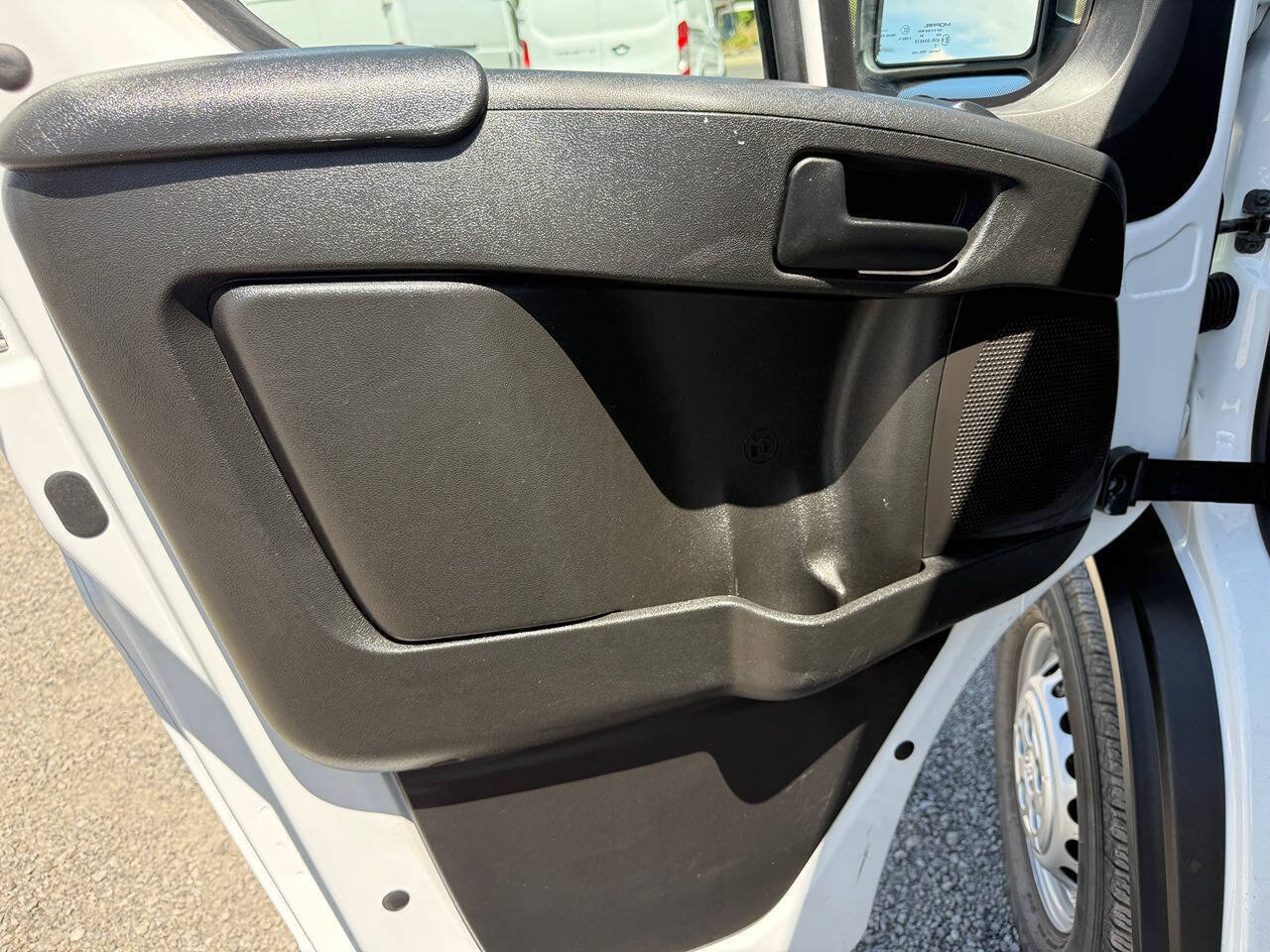 Used 2025 RAM ProMaster 2500 FWD image 26