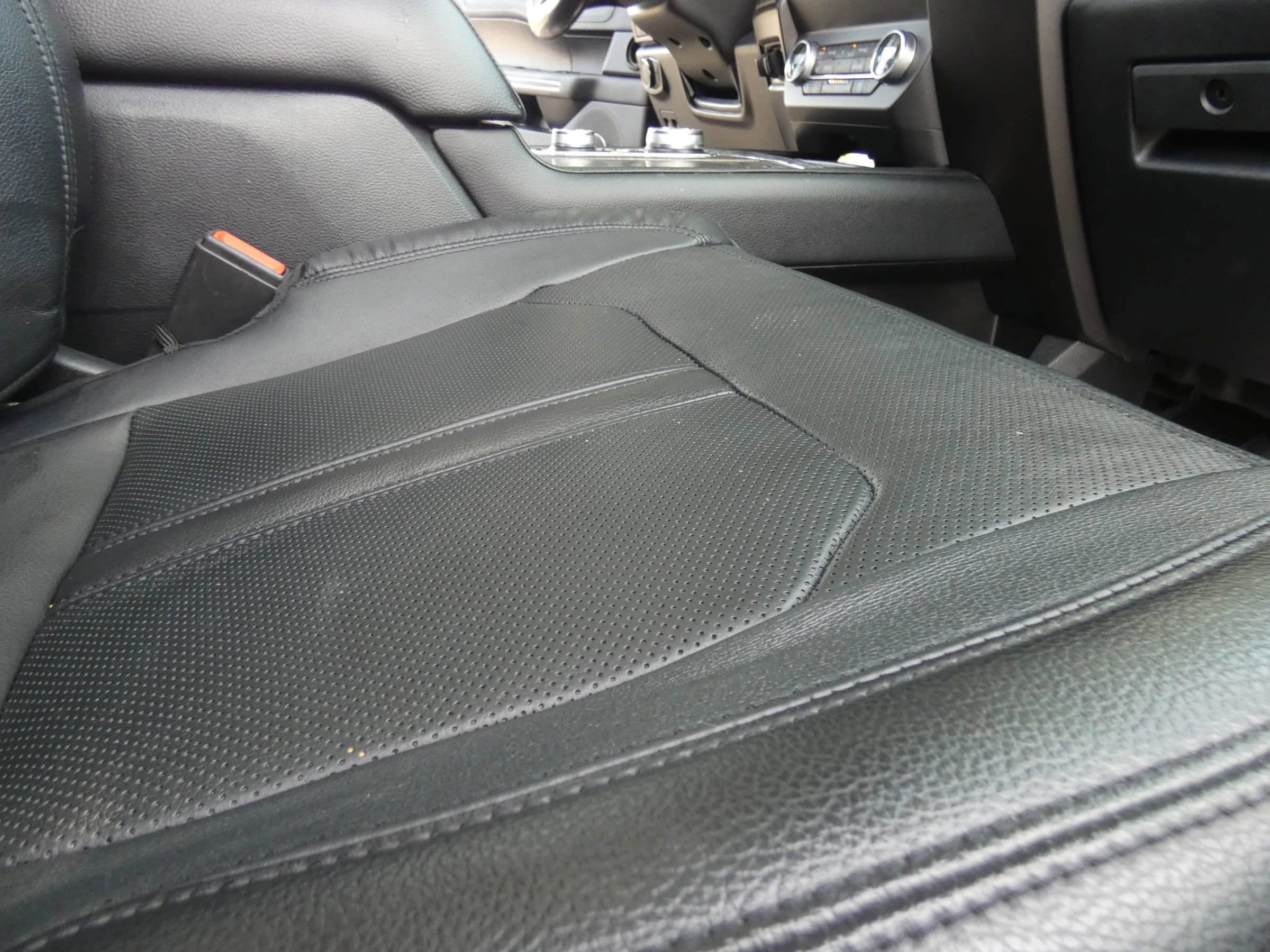 Used 2019 Ford Expedition Max Limited w/ Equipment Group 301A image 32