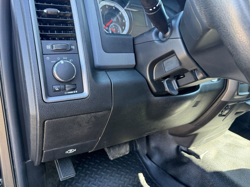 Used 2014 RAM 1500 Tradesman w/ Power & Remote Entry Group image 20