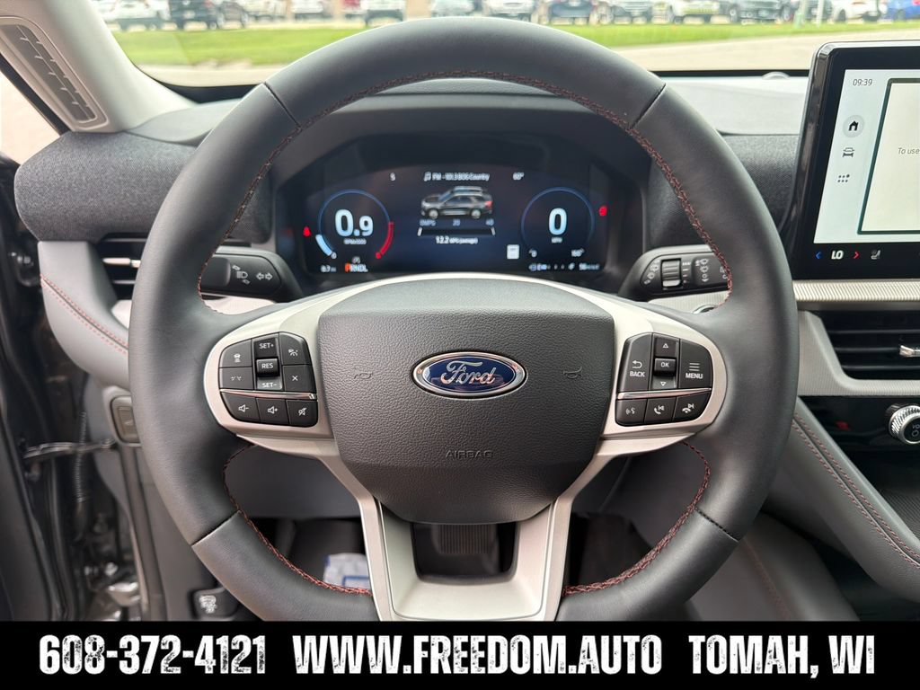 New 2026 Ford Explorer Active w/ Active Comfort Package AWD/4WD image 17