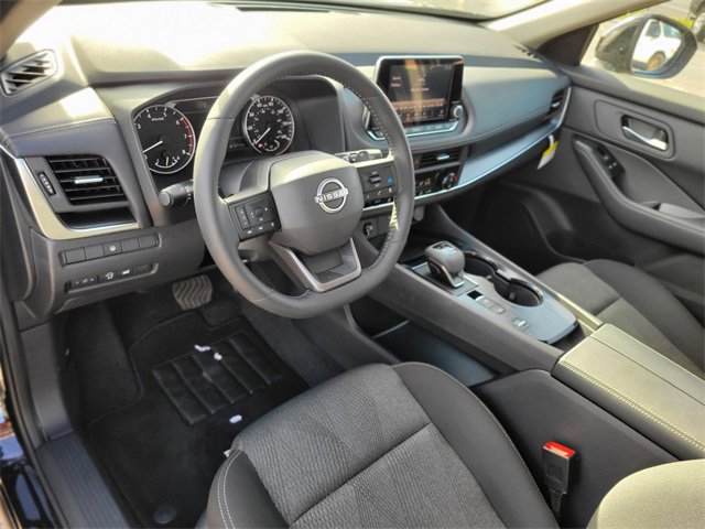 Used 2026 Nissan Rogue SV image 17