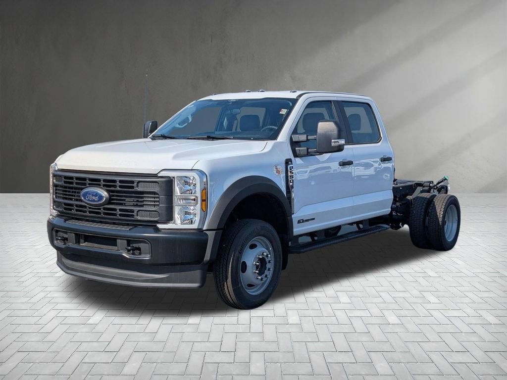 New 2025 Ford F550 4x4 Crew Cab Super Duty image 2