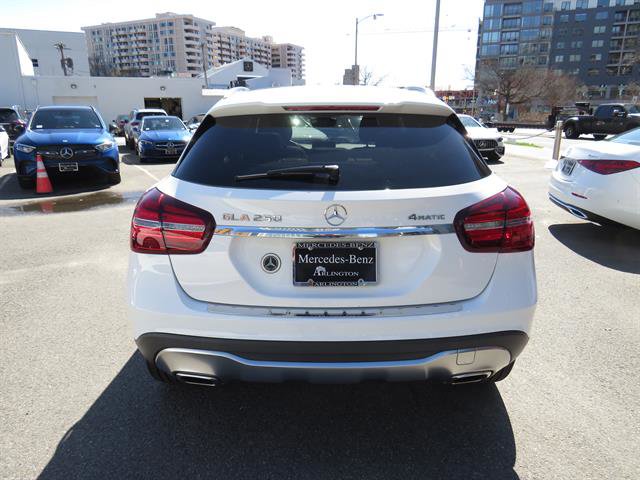 Used 2018 Mercedes-Benz GLA 250 4MATIC image 3