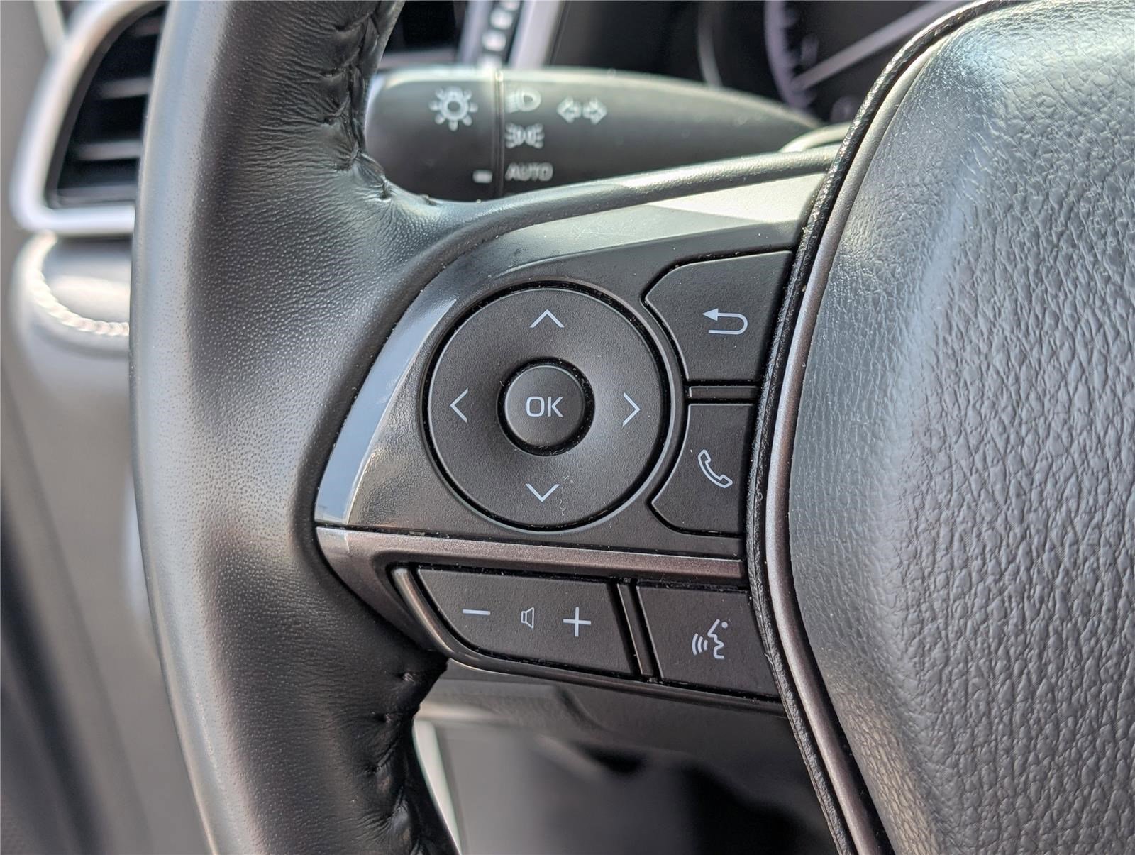 Used 2024 Toyota Camry SE image 21