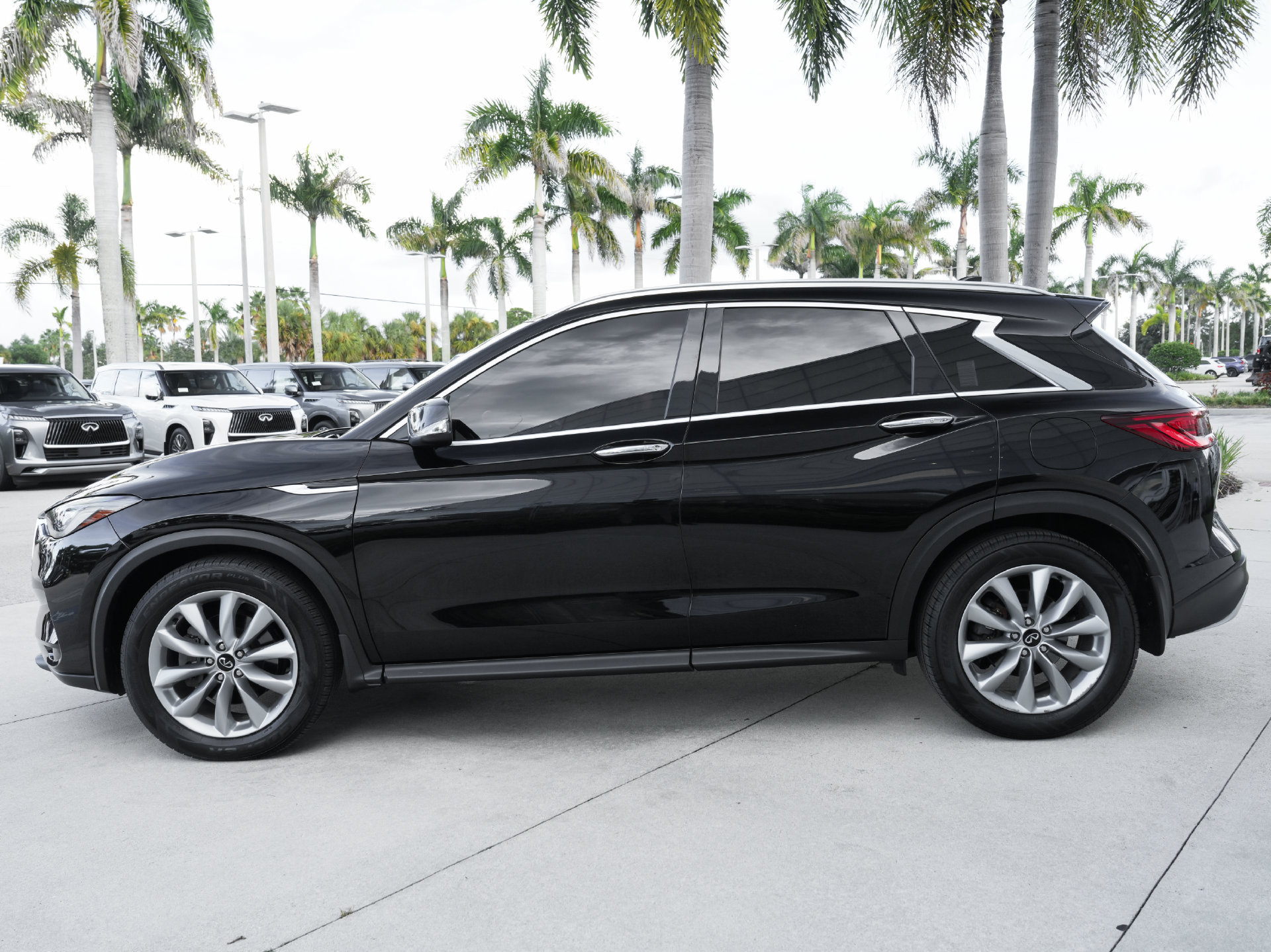 Used 2022 INFINITI QX50 Luxe FWD image 21