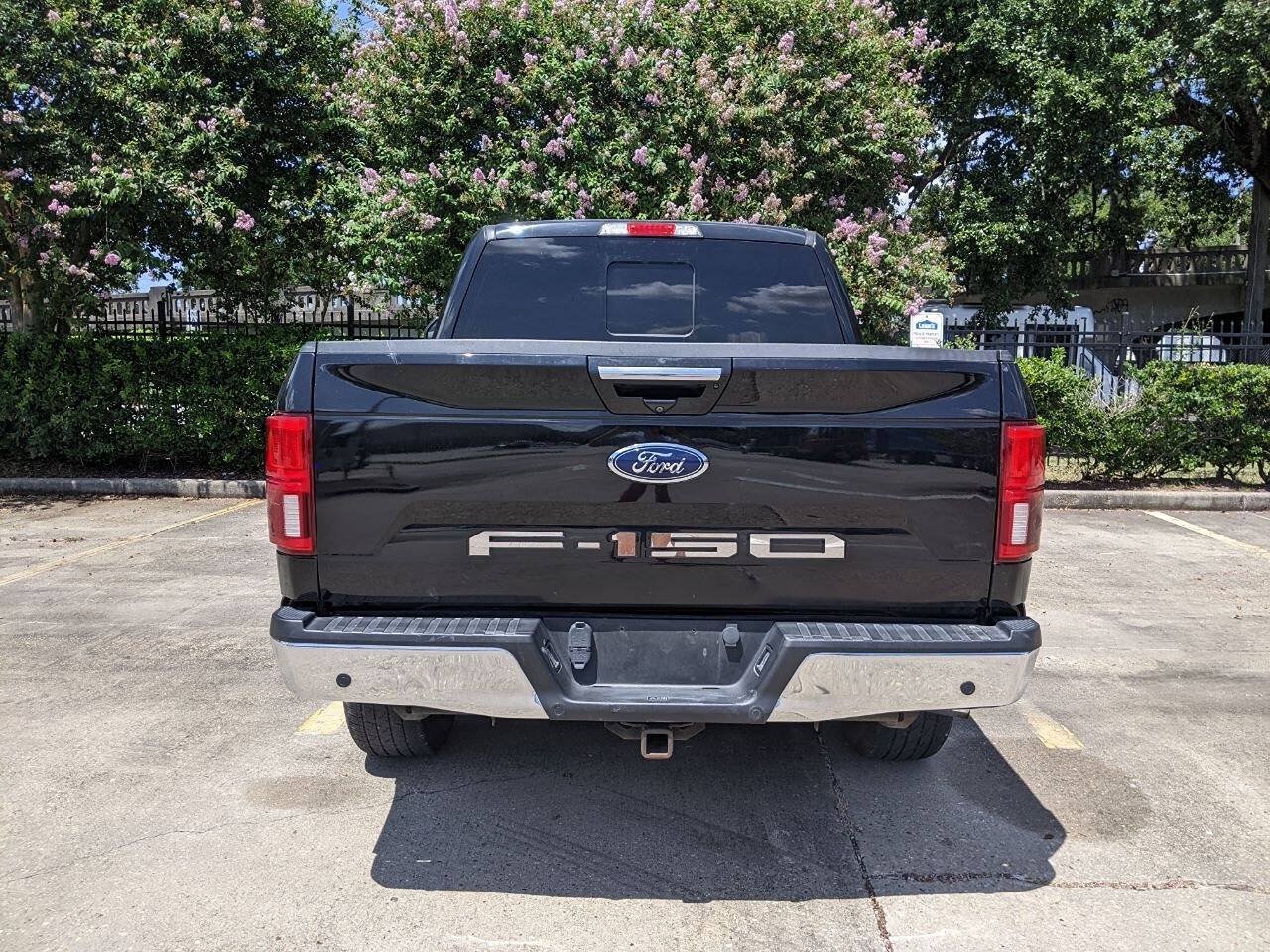 Used 2020 Ford F150 Lariat w/ Equipment Group 502A Luxury AWD/4WD image 4