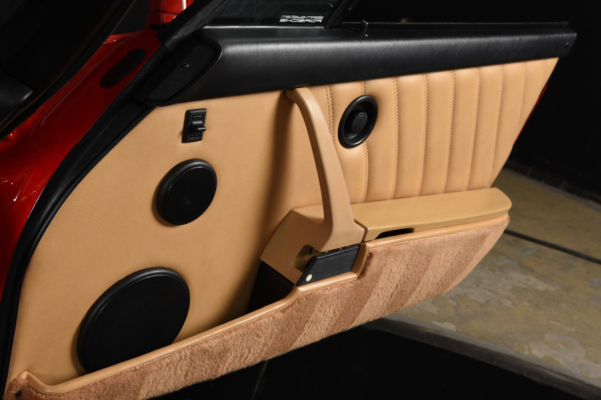Used 1989 Porsche 911 Carrera RWD image 21