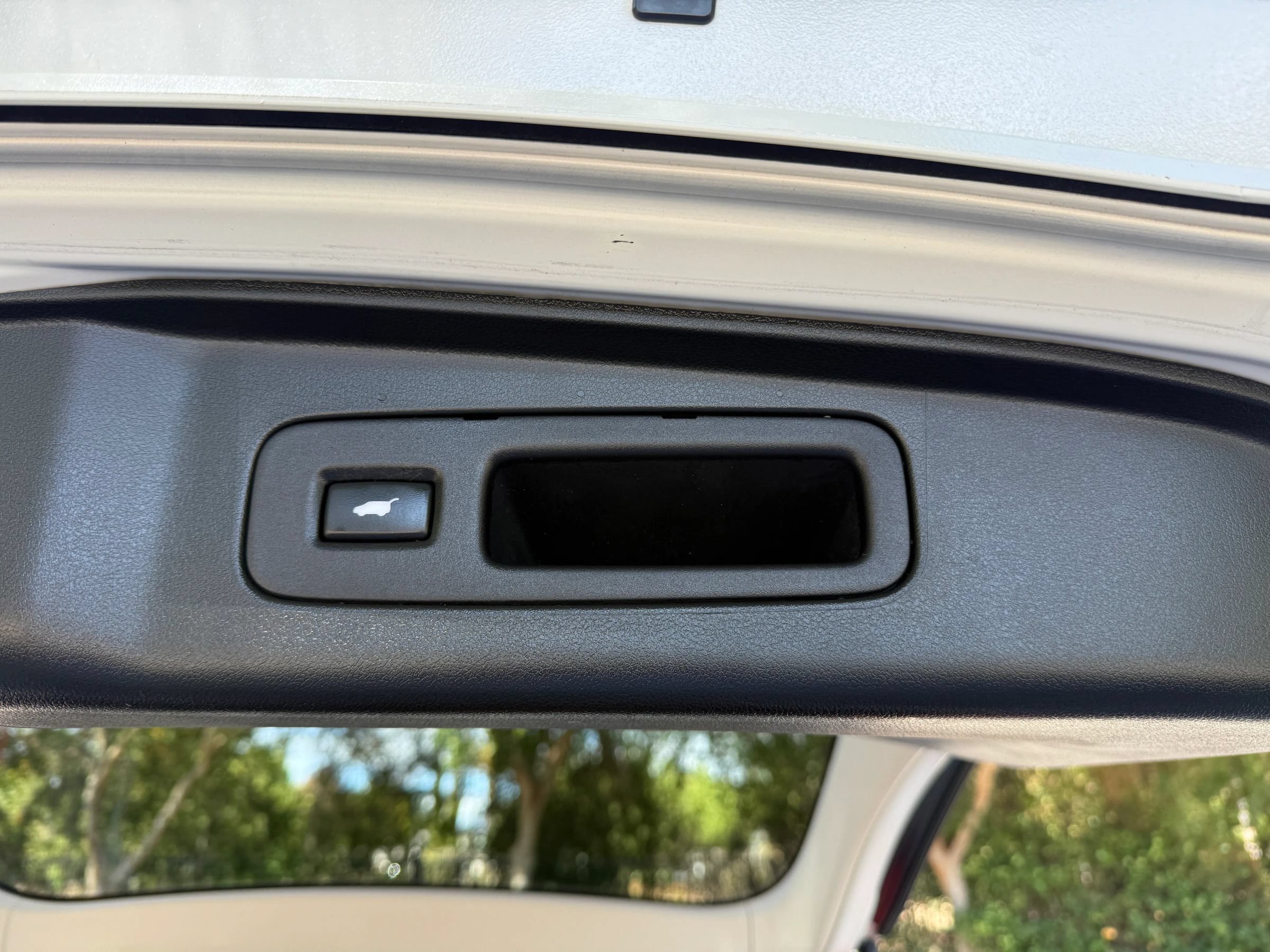Used 2016 Honda CR-V Touring image 34