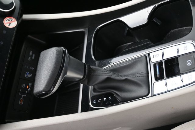 Used 2025 Hyundai Tucson SEL FWD image 16
