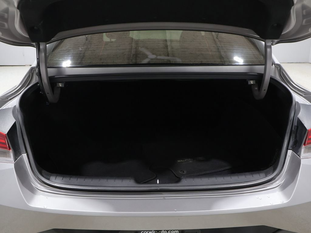 Used 2023 Hyundai Elantra N Line image 4