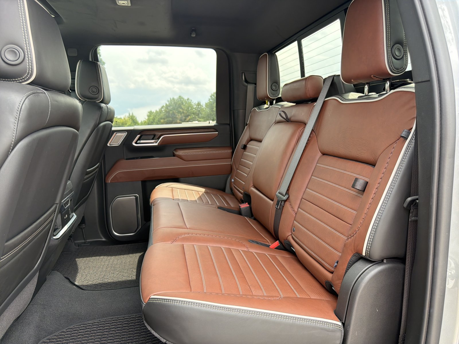 Used 2026 GMC Sierra 2500 Denali Ultimate AWD/4WD image 30