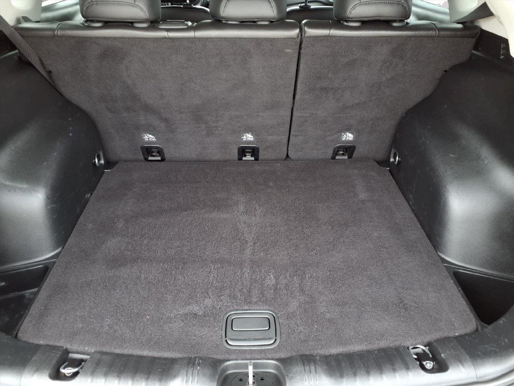 Used 2019 Jeep Compass Latitude FWD image 29