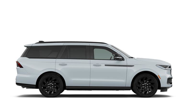 New 2026 Lincoln Navigator Reserve w/ Jet Appearance Package image 28