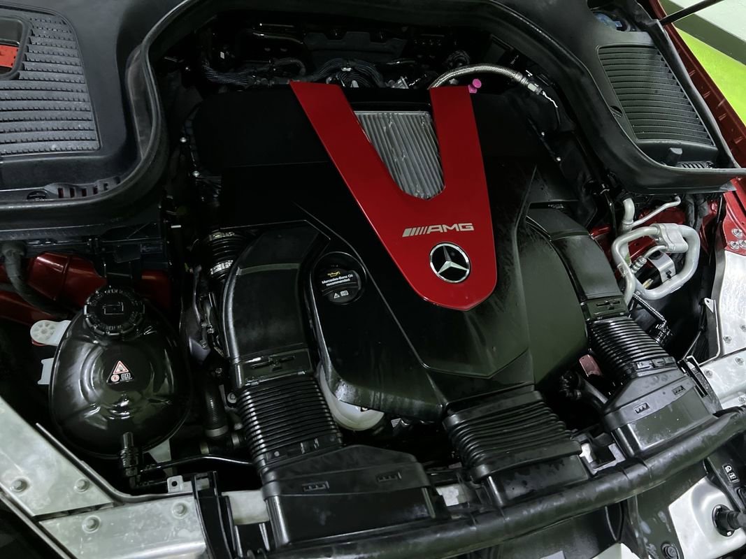 Used 2021 Mercedes-Benz GLC 43 AMG 4MATIC image 32