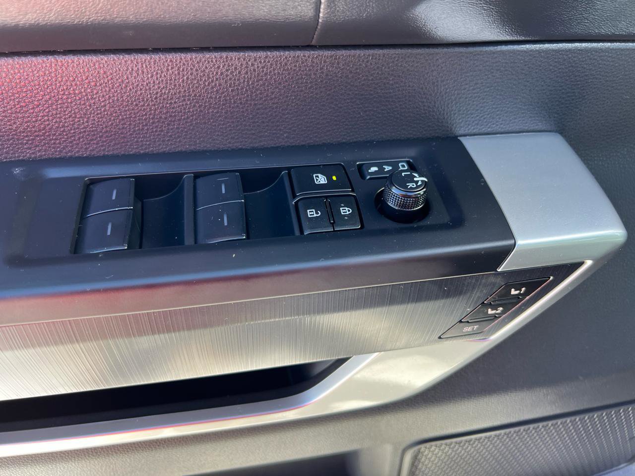 Used 2025 Toyota Tundra Platinum image 21