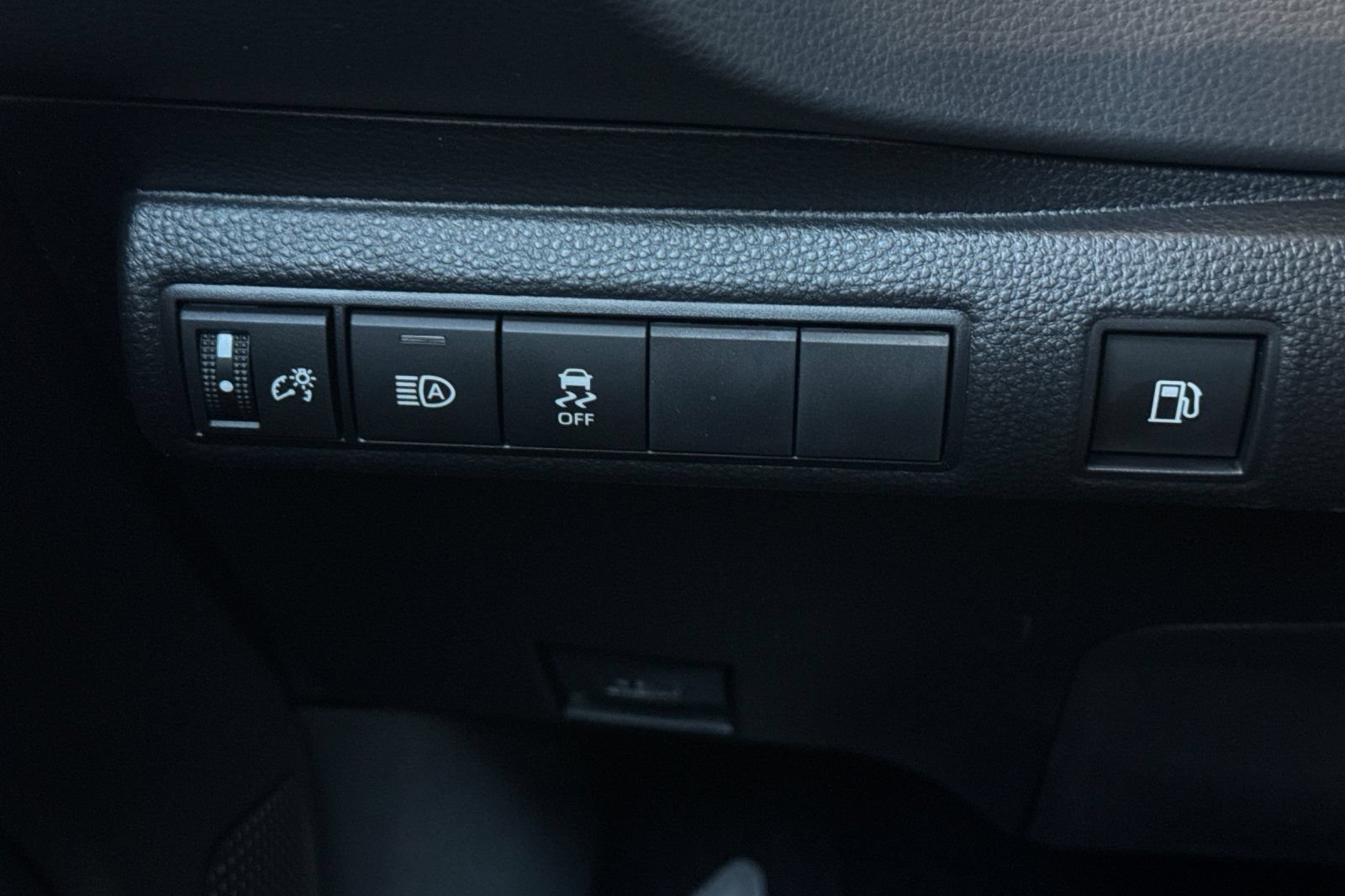 New 2026 Toyota Corolla SE FWD image 29