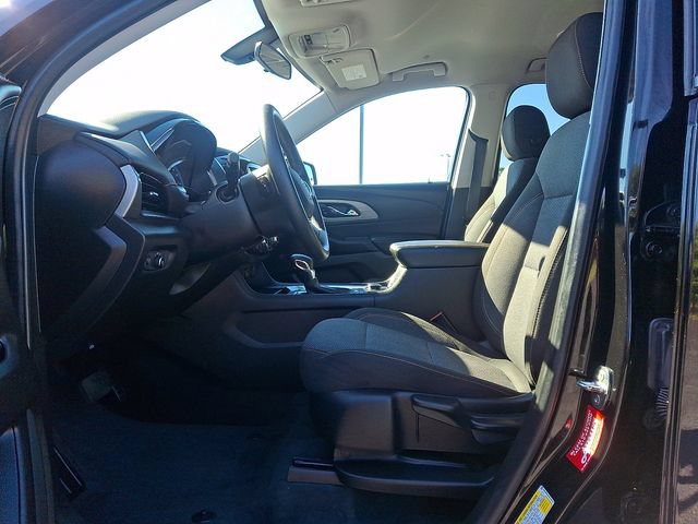 Used 2021 Chevrolet Traverse LS FWD image 15