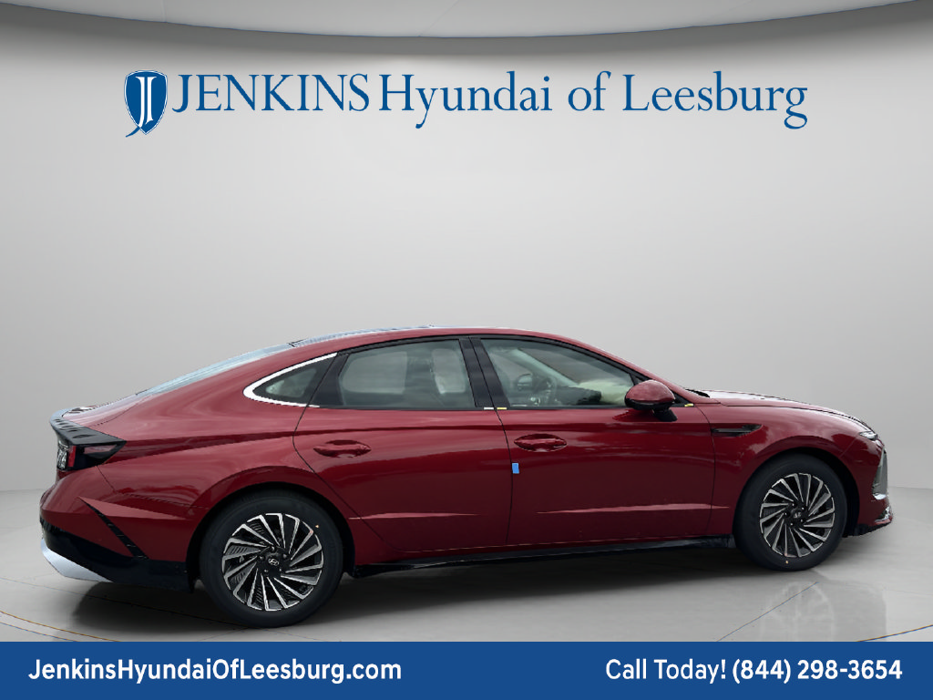 New 2026 Hyundai Sonata Limited FWD image 4