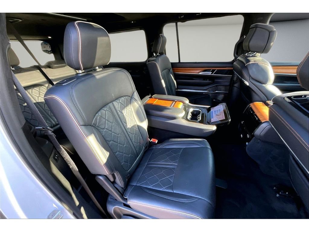 Certified 2024 Jeep Grand Wagoneer L Series III image 24