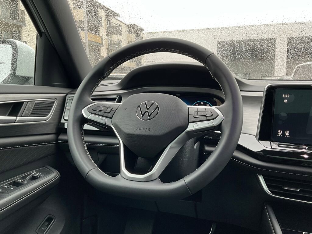 New 2025 Volkswagen Atlas Cross Sport SE image 22