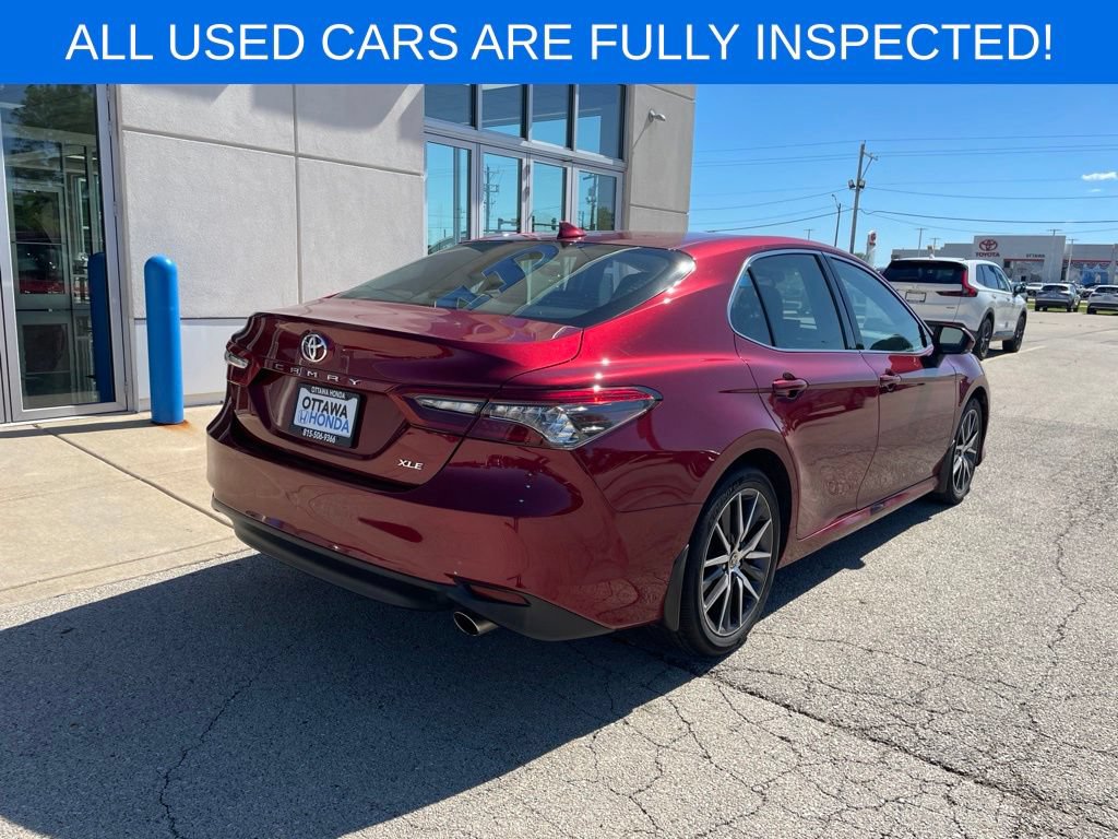 Used 2022 Toyota Camry XLE FWD image 5