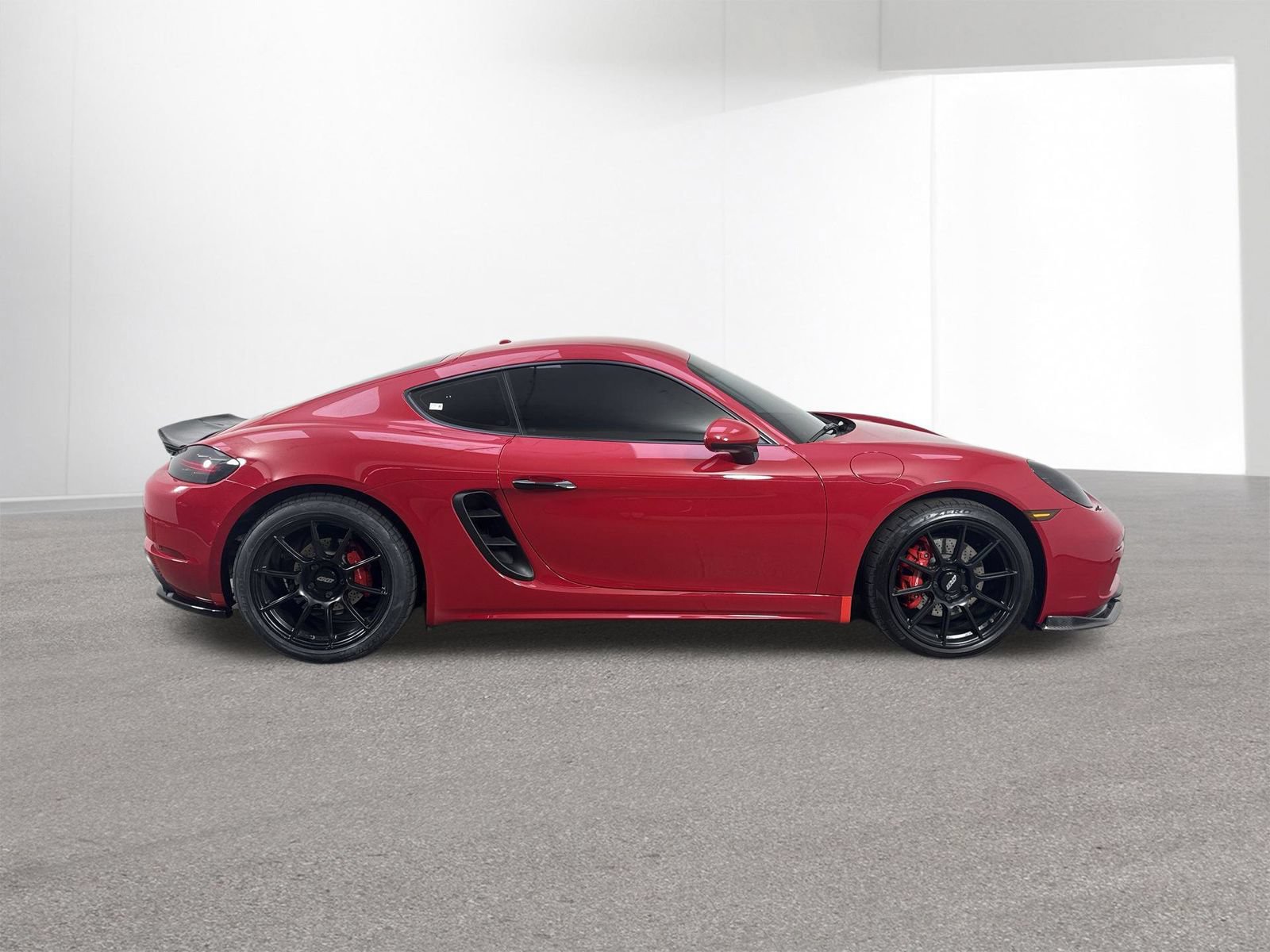 Used 2021 Porsche 718 Cayman S RWD image 30