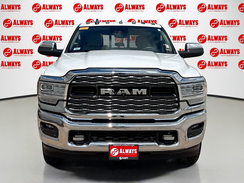 Used 2022 RAM 3500 Limited AWD/4WD image 2