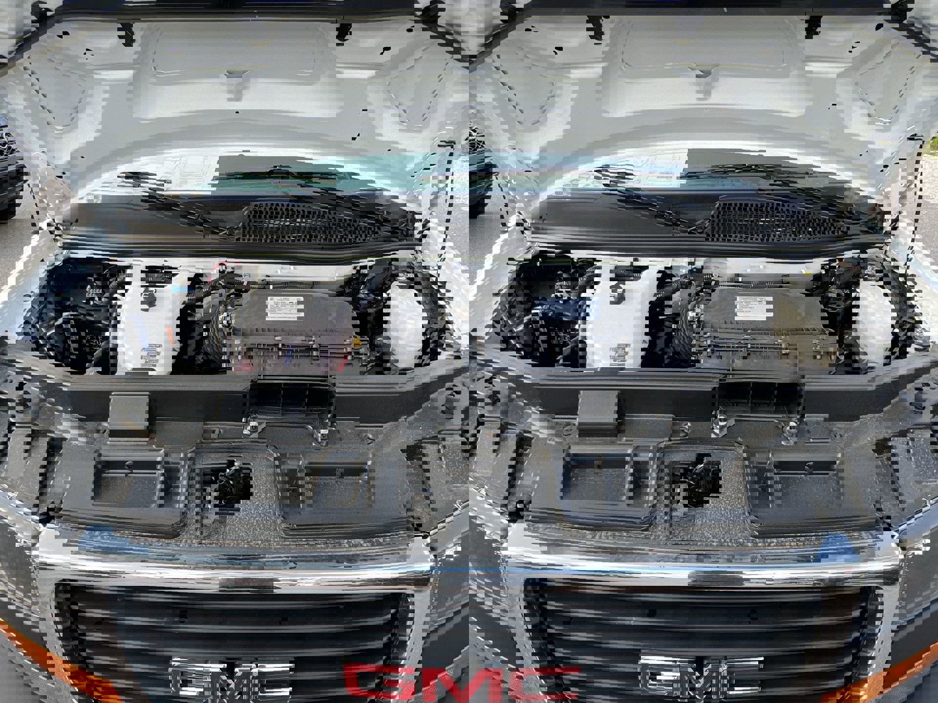 New 2025 GMC Savana 3500 w/ Power Convenience Package image 59