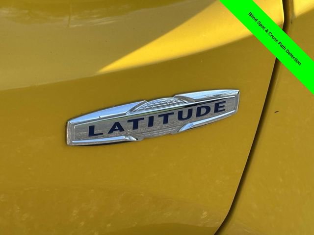 Used 2018 Jeep Renegade Latitude w/ Advanced Technology Group image 36