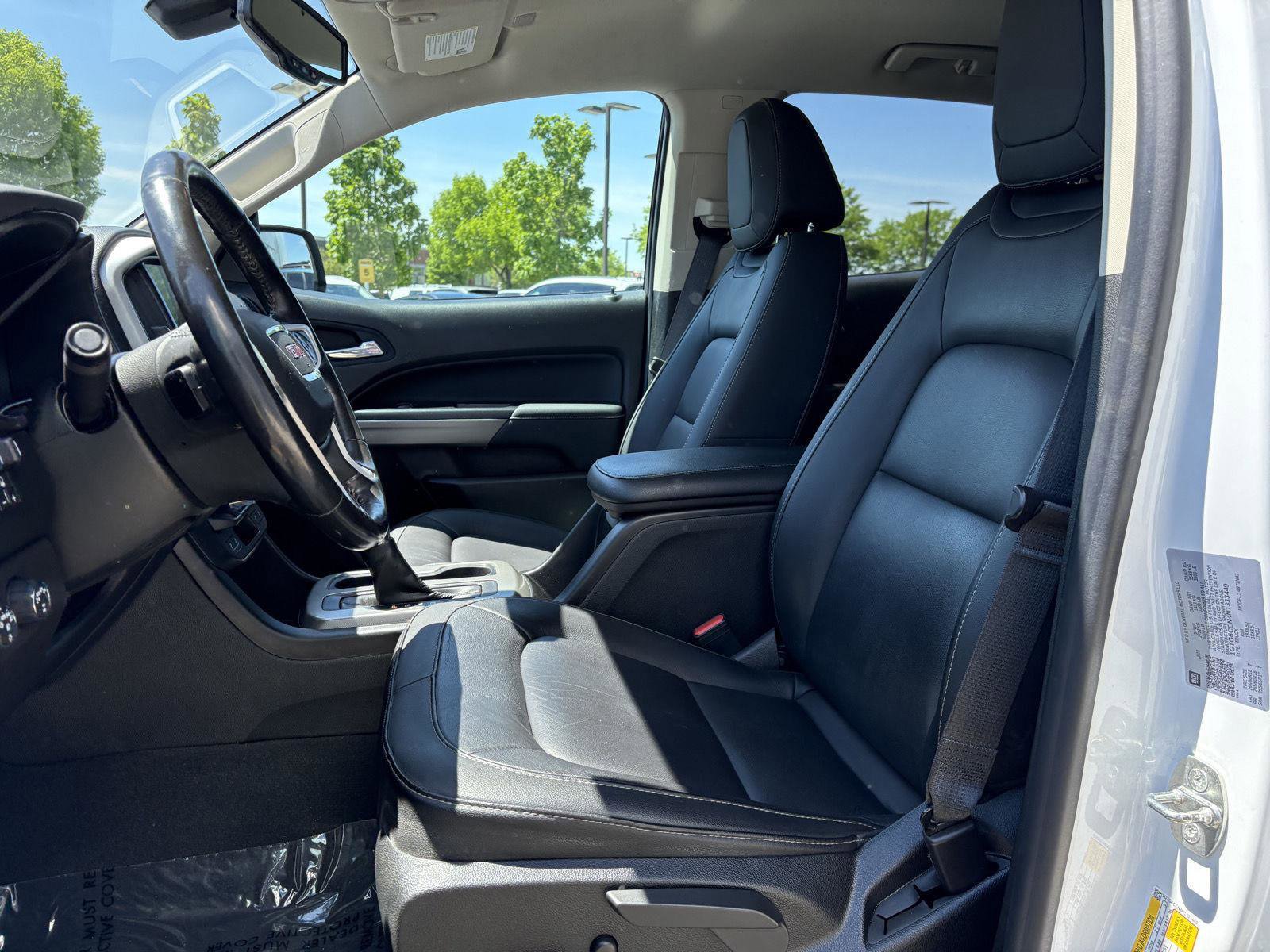 Used 2022 GMC Canyon Elevation w/ Elevation Premium Package AWD/4WD image 17