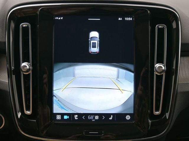 Used 2023 Volvo XC40 B4 Plus w/ Protection Package Premier image 20