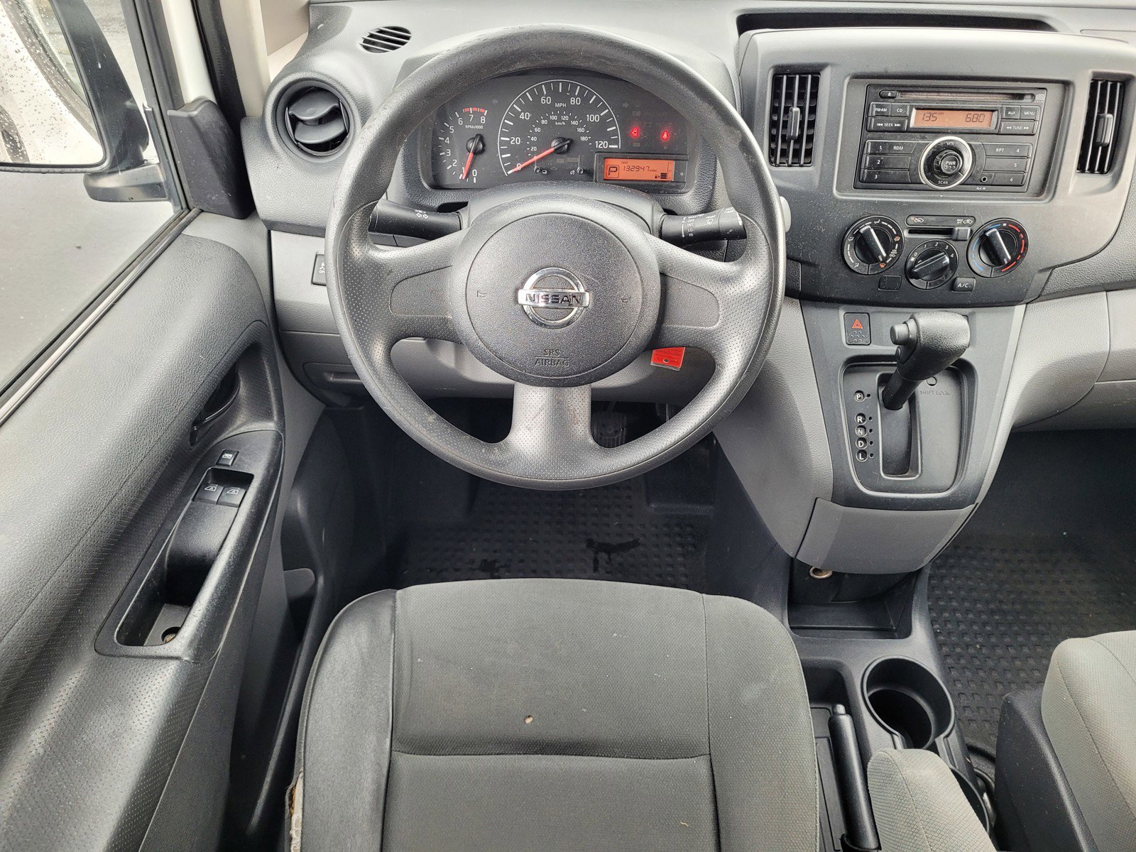 Used 2015 Nissan NV200 S FWD image 6