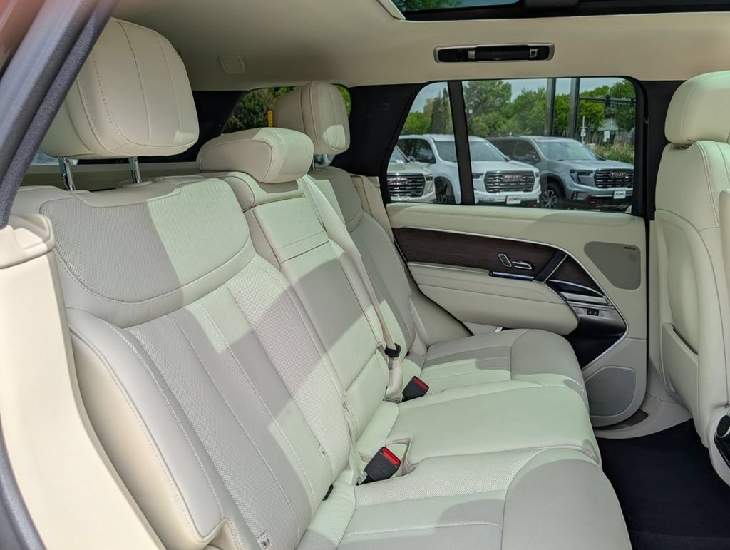 Used 2023 Land Rover Range Rover SE AWD/4WD image 20