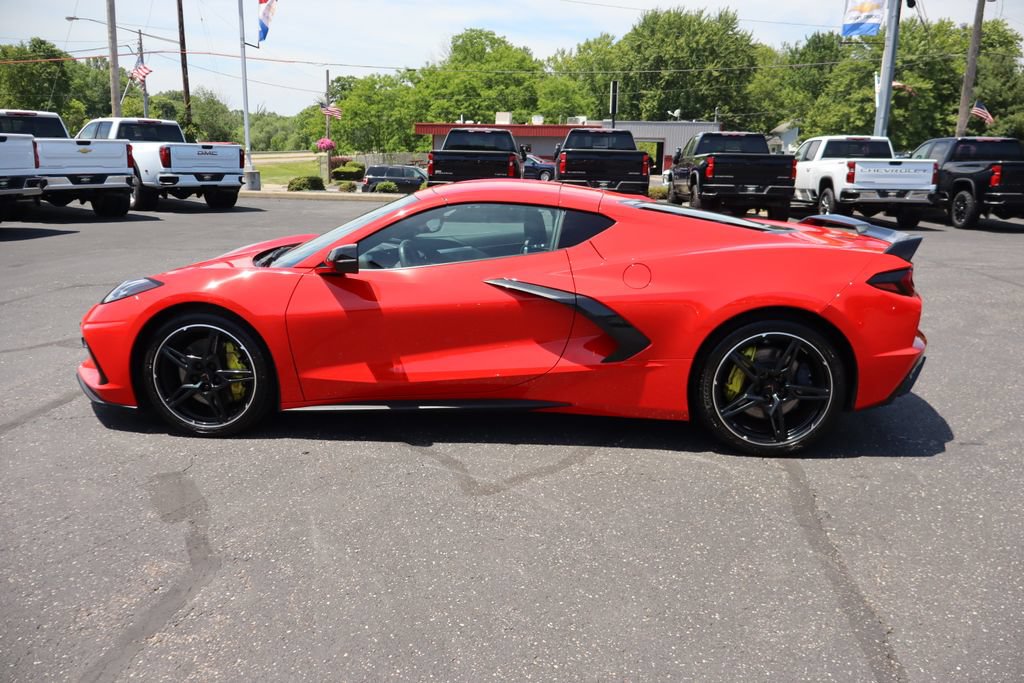 Used 2024 Chevrolet Corvette Stingray Preferred Cpe w/ Z51 Performance Package RWD image 25