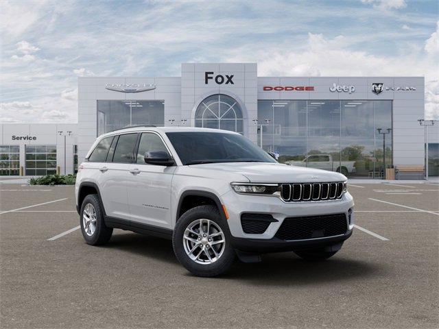 New 2025 Jeep Grand Cherokee Laredo X image 5