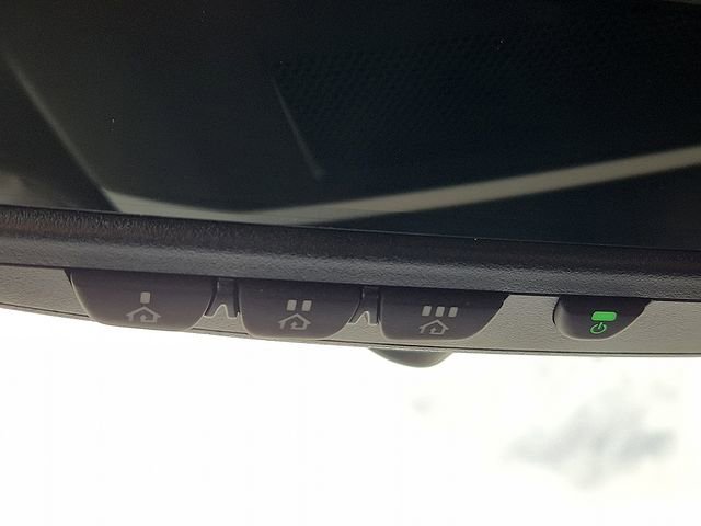 Certified 2025 Subaru Outback Premium w/ Popular Package #1A image 22