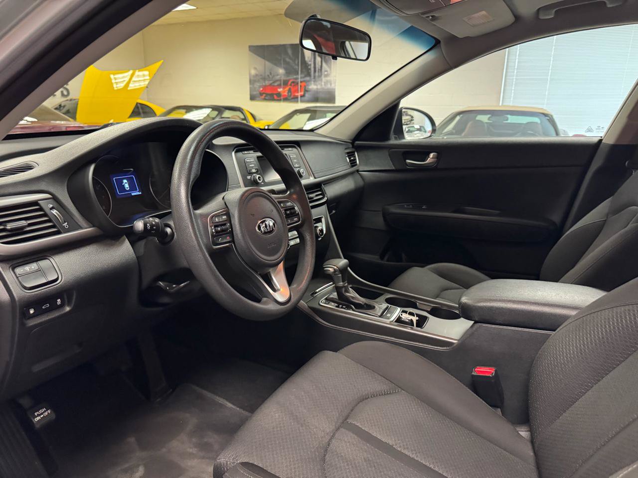 Used 2017 Kia Optima LX FWD image 20