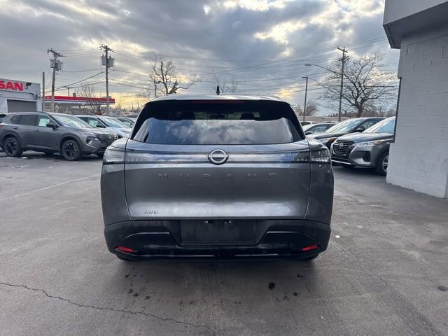 Used 2025 Nissan Murano SV image 3