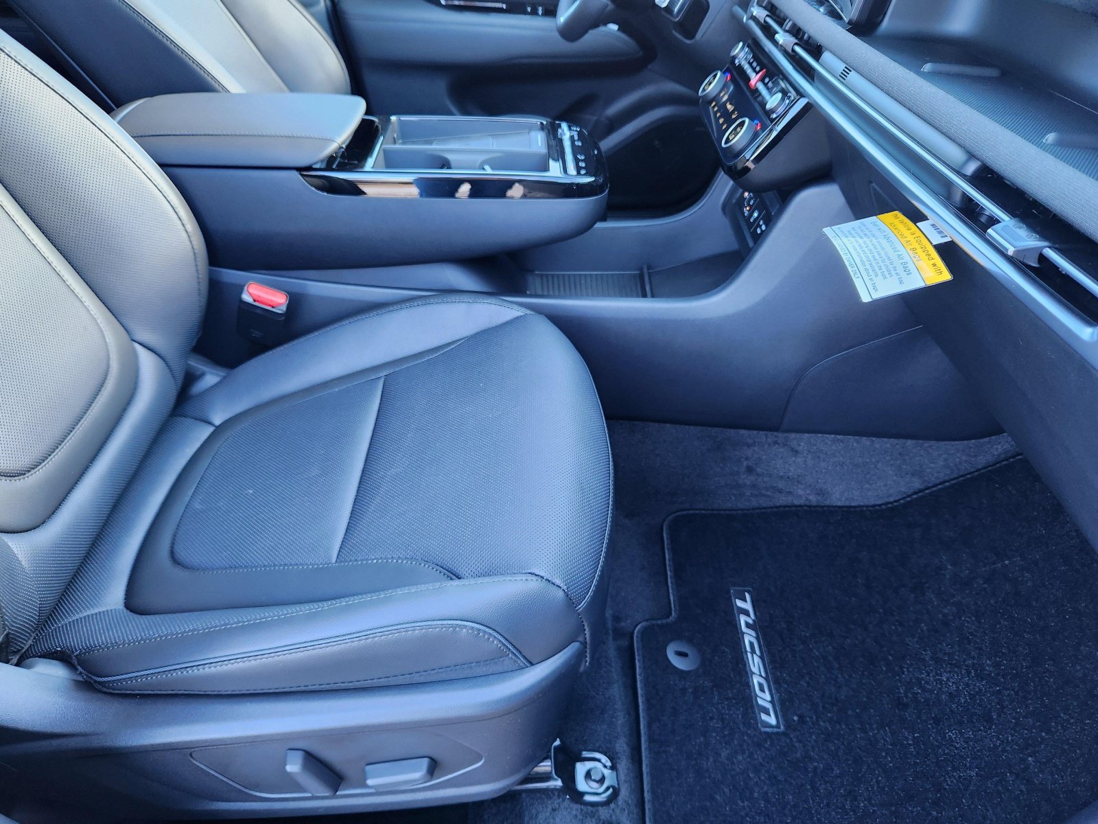 New 2026 Hyundai Tucson Limited AWD/4WD image 17