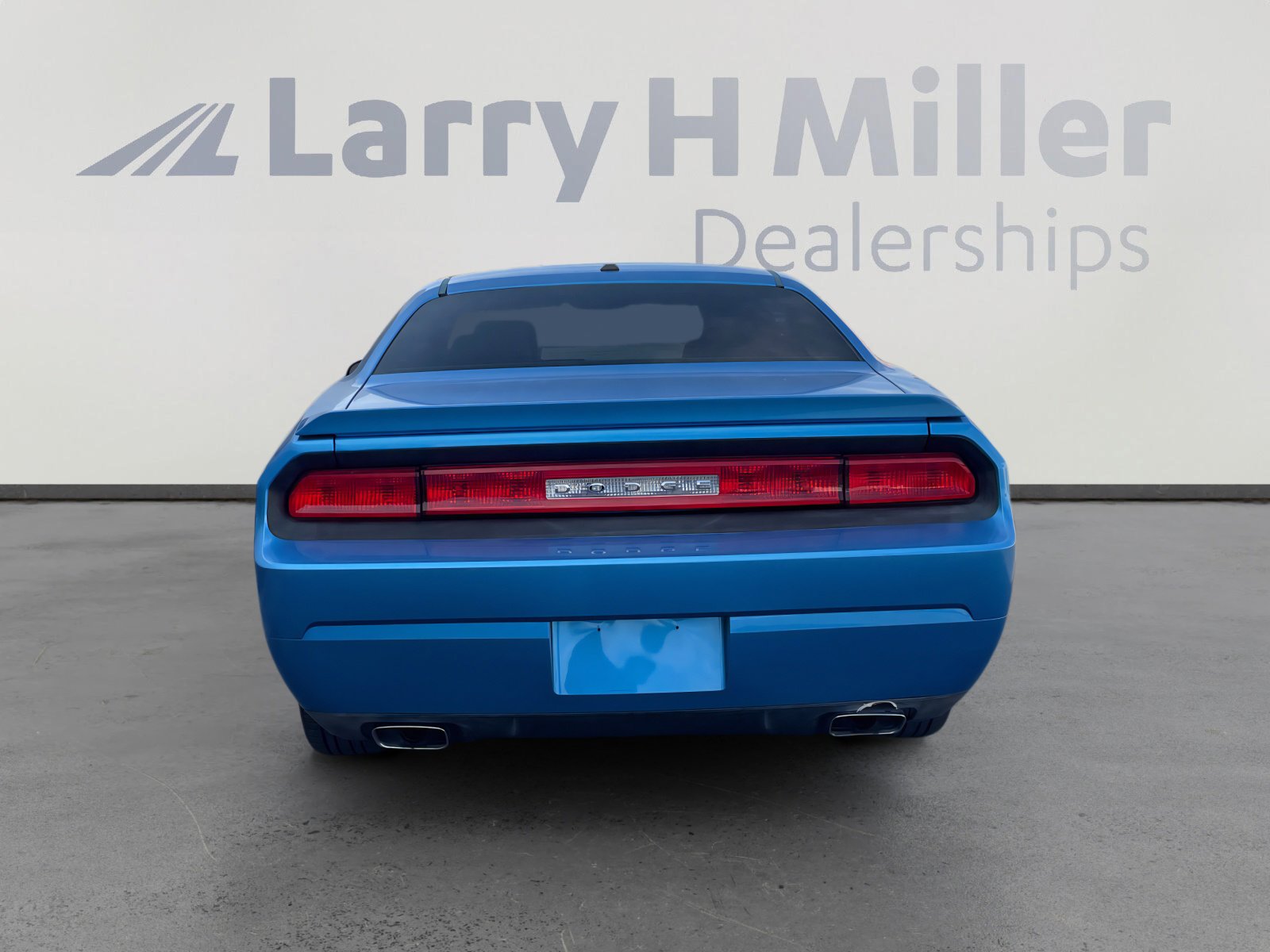 Used 2010 Dodge Challenger R/T RWD image 4