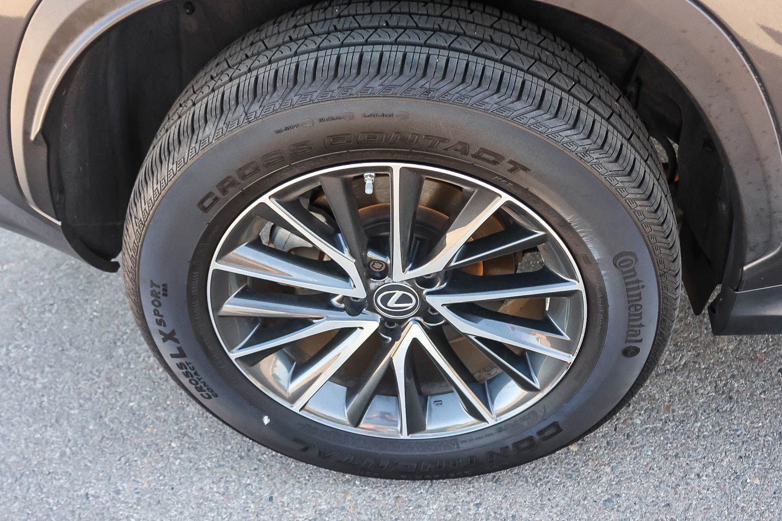Used 2022 Lexus NX 350h AWD w/ Accessory Package 2 image 13