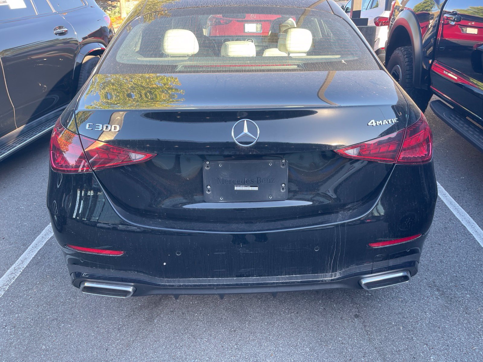 Used 2024 Mercedes-Benz C 300 4MATIC Sedan image 11
