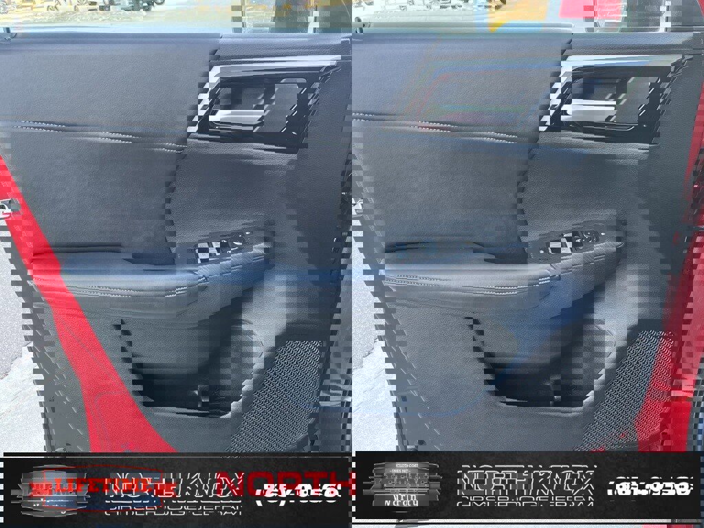 Used 2024 Mitsubishi Outlander SE image 5