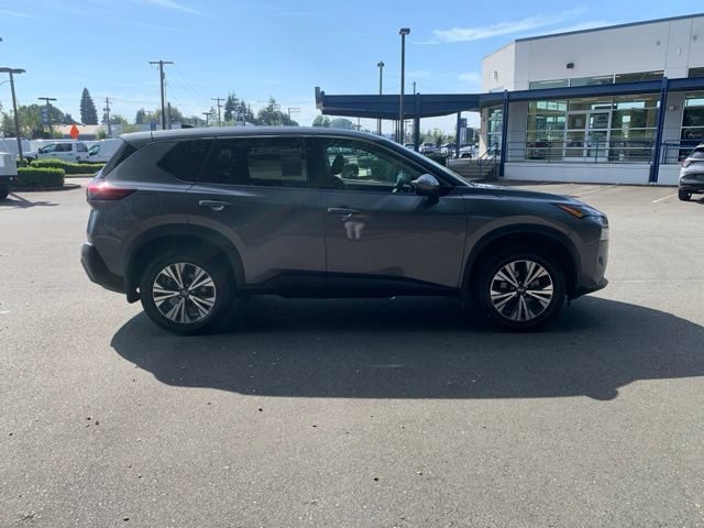 Used 2021 Nissan Rogue SV AWD/4WD image 7