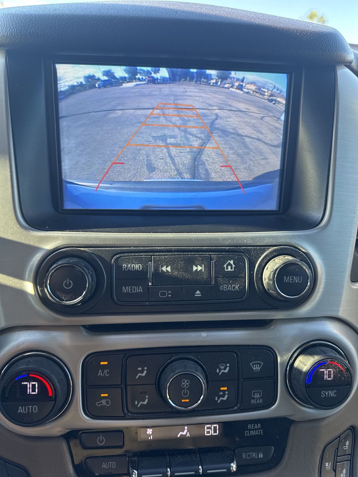 Used 2017 GMC Yukon SLT w/ Premium Edition image 14